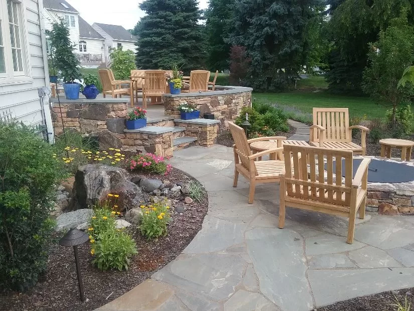 July-18-patio-and-fire-pit flagstone patio