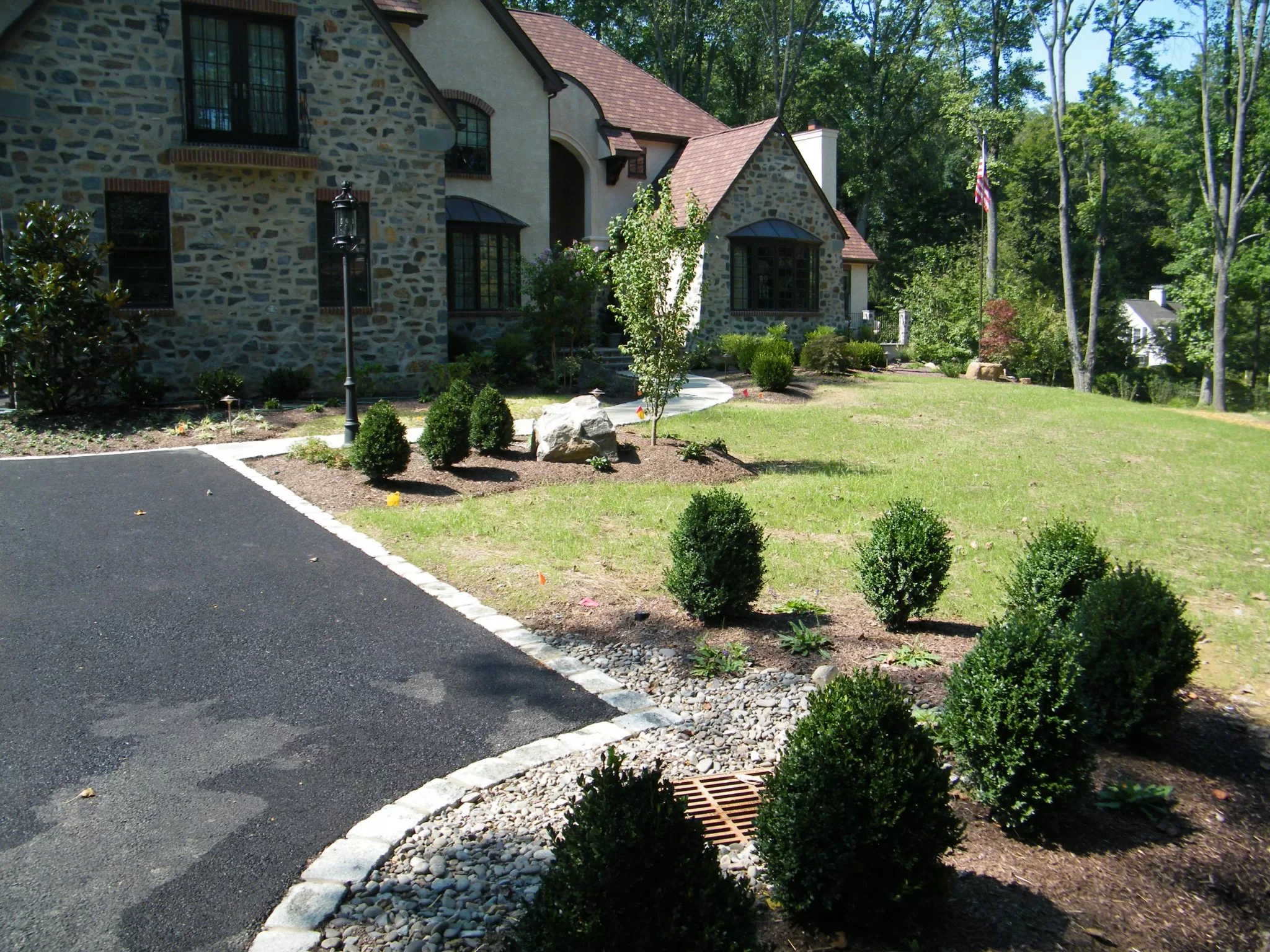 landscape beds with walkway