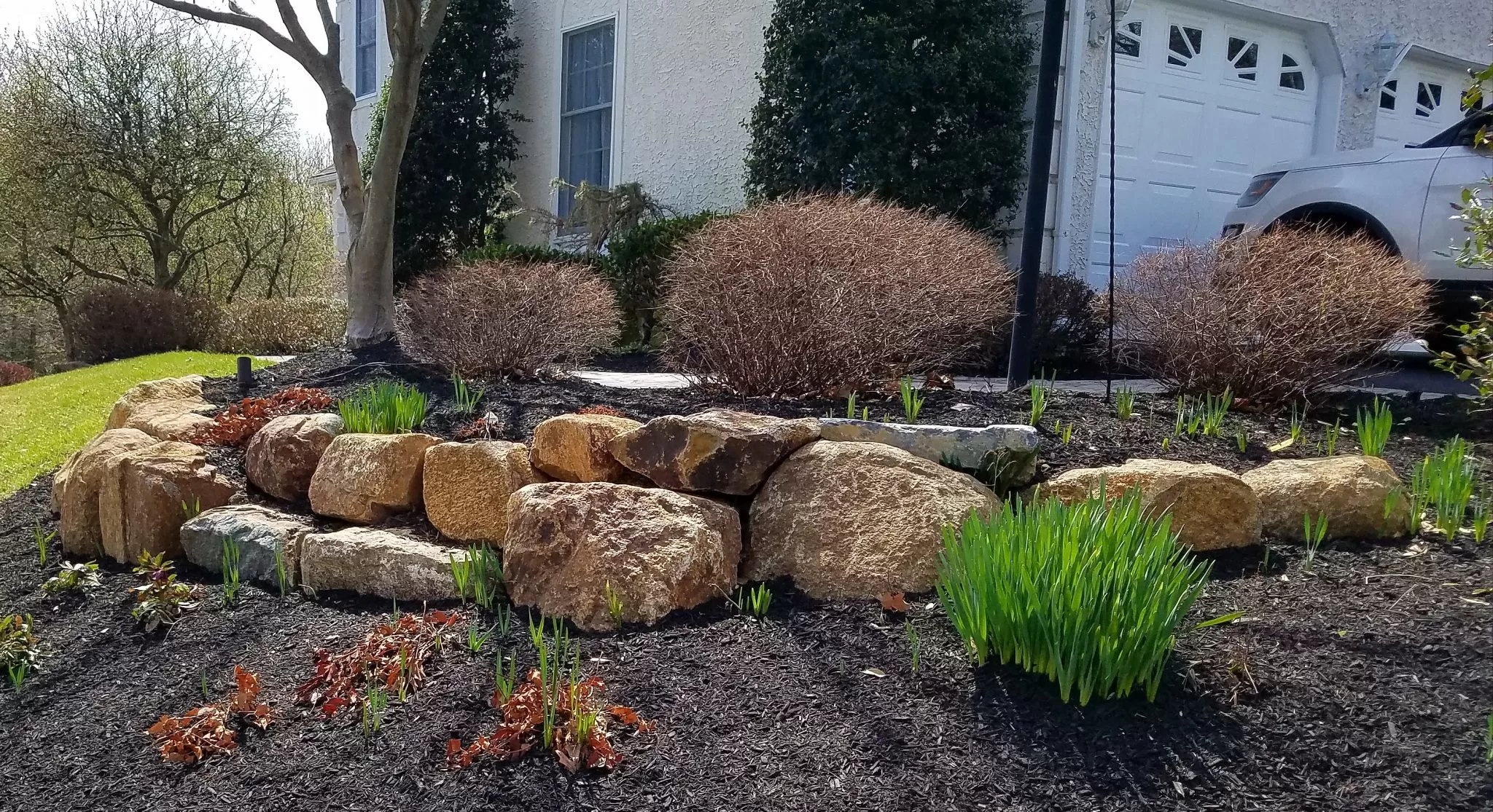 natural stone retaining wall