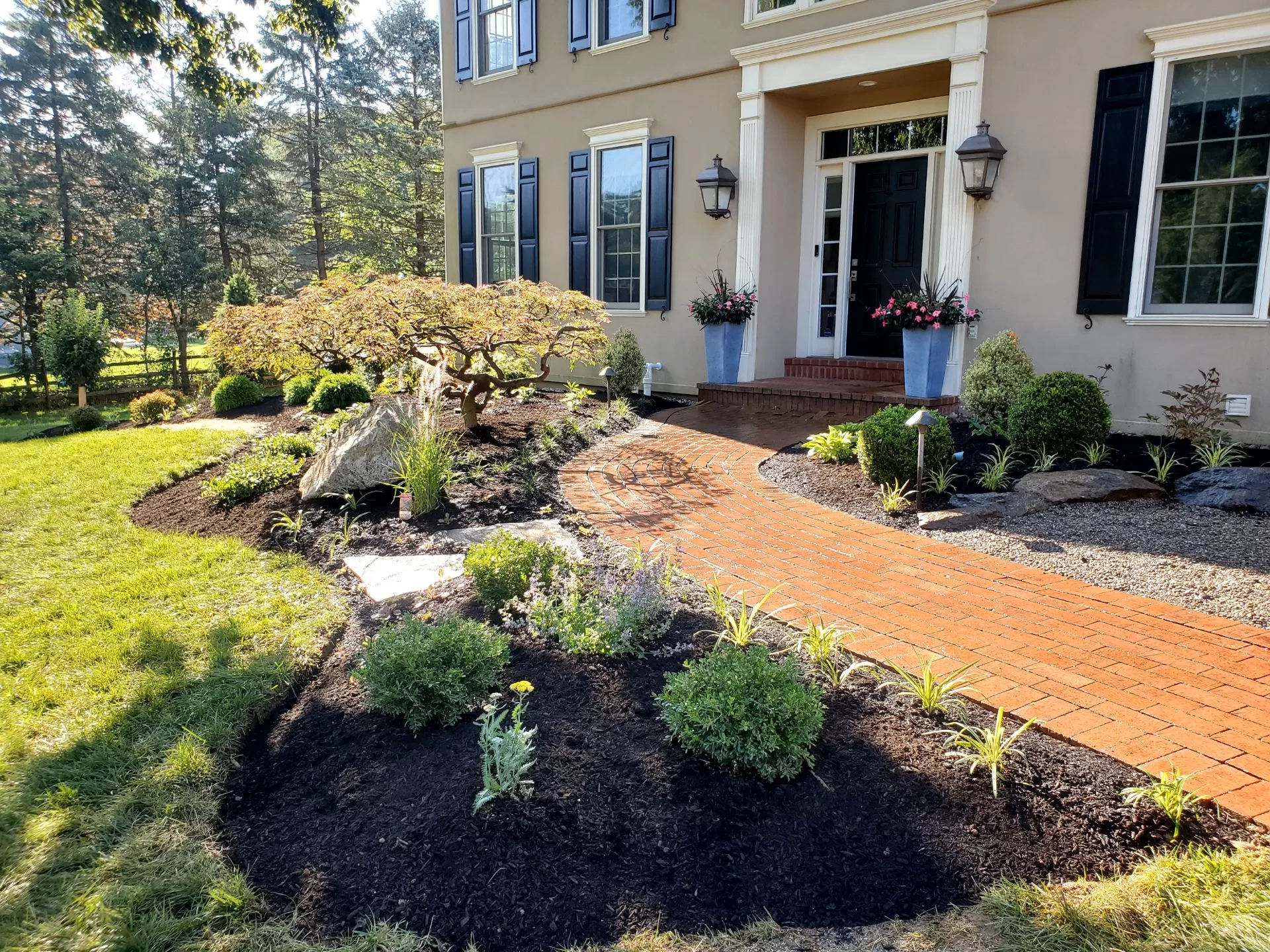 front walkway beds