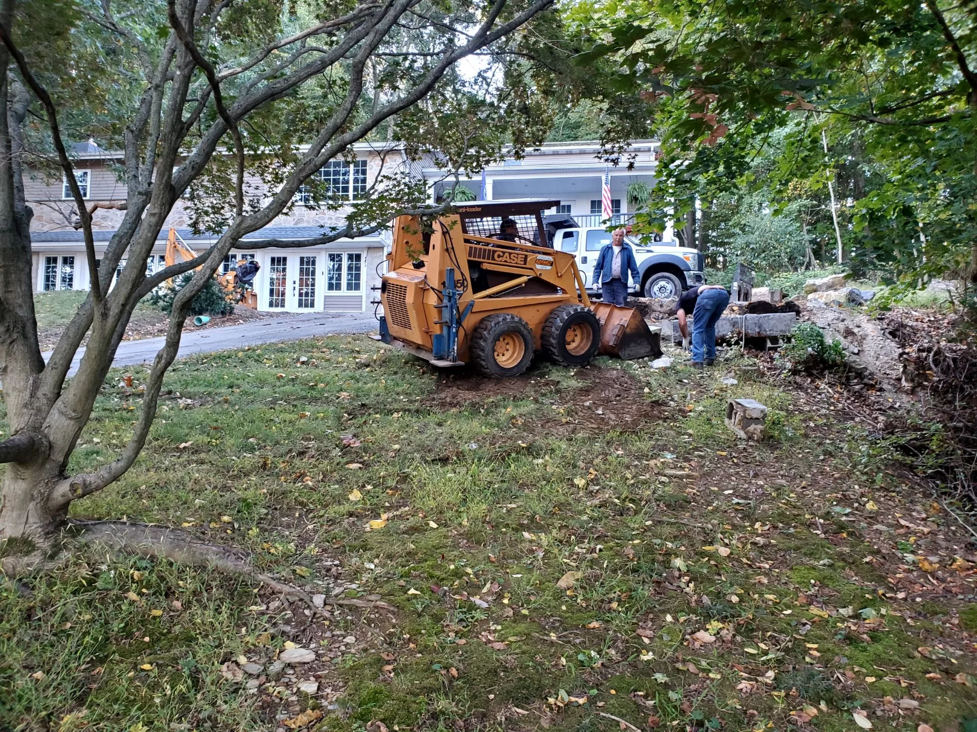 hardscaping boulder retaining wall