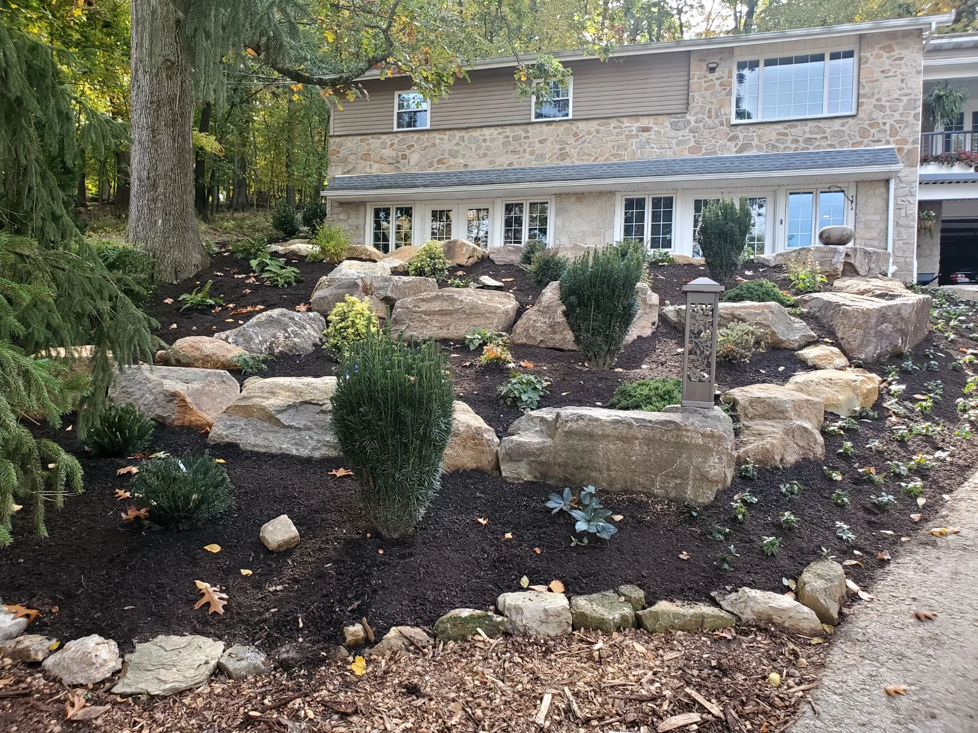 hardscaping boulder retaining wall